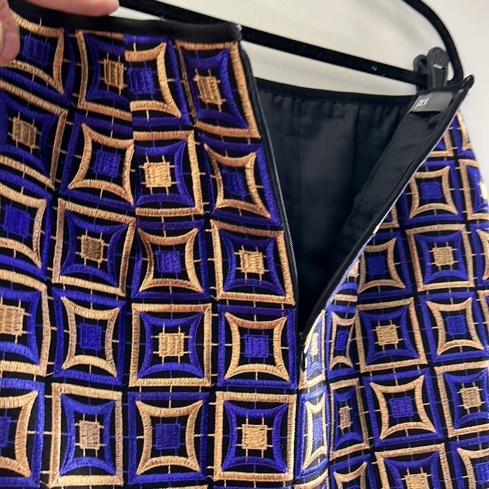 PER Se embroidered skirt. - Picture 8 of 11